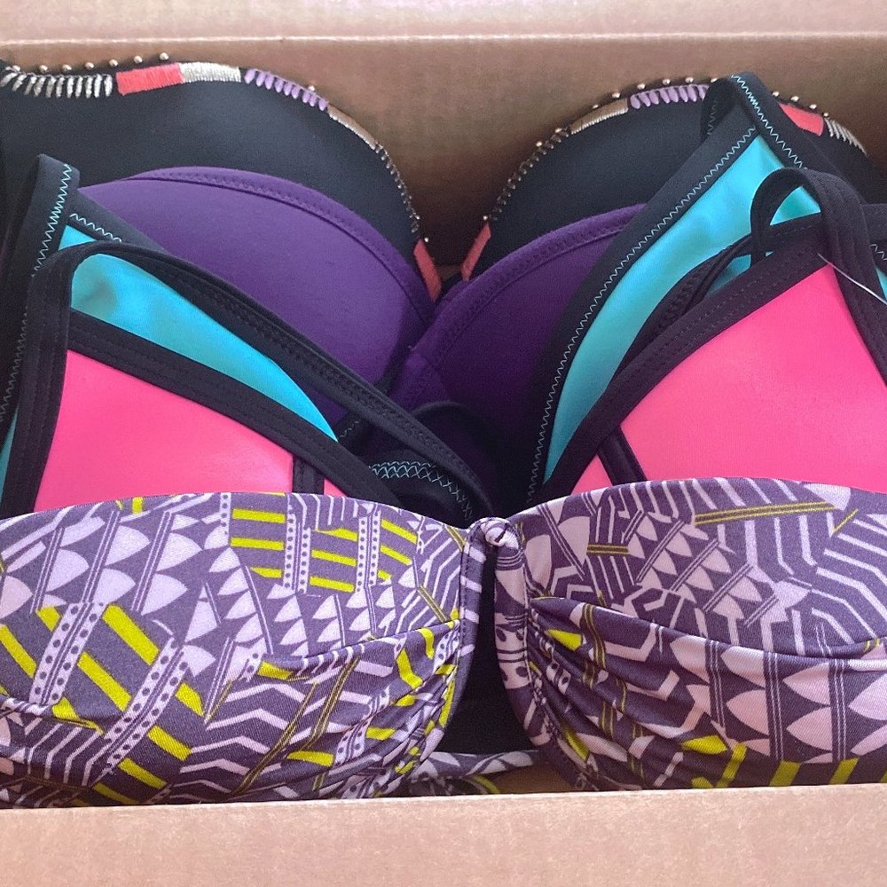 Victoria's Secret PINK - 5 tops OFFER!